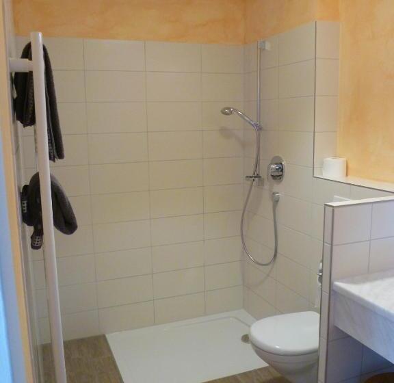 酒店 Gasthaus Storchen