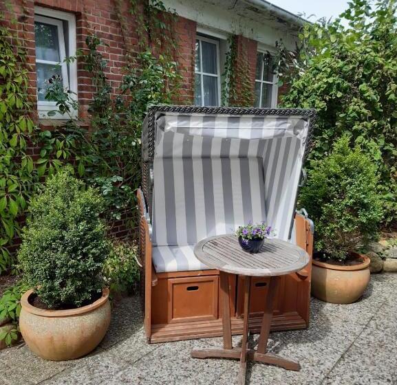 هتل Kleine Auszeit   Adults Only