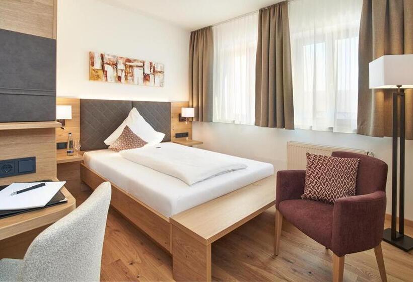 Отель Landgasthof Euringer