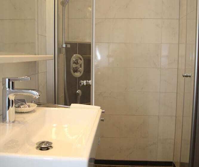 בית מלון כפרי Pension Allebrodt