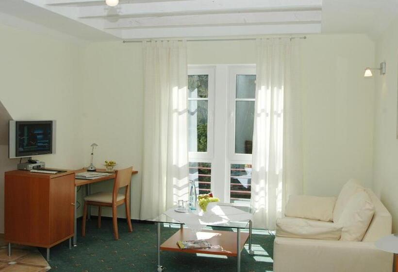 Waldhotel Forsthaus Remstecken