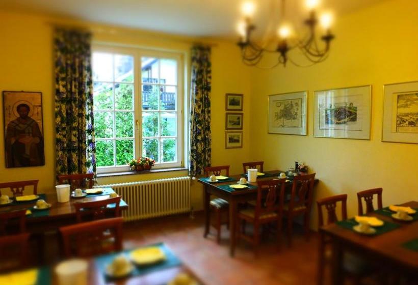 Weingut Und Hotel Haus Am Drachenloch