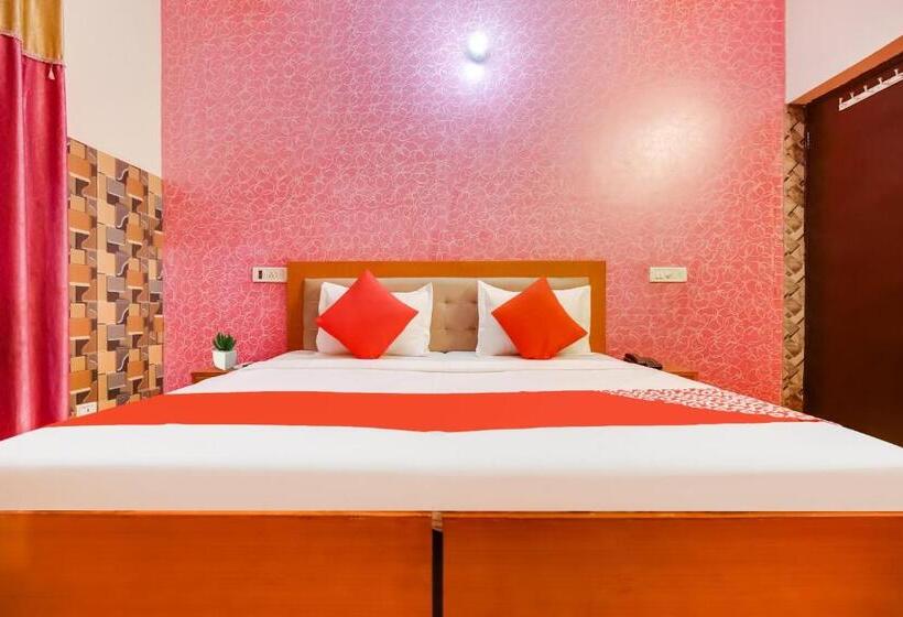Flagship Hotel Ashirwad
