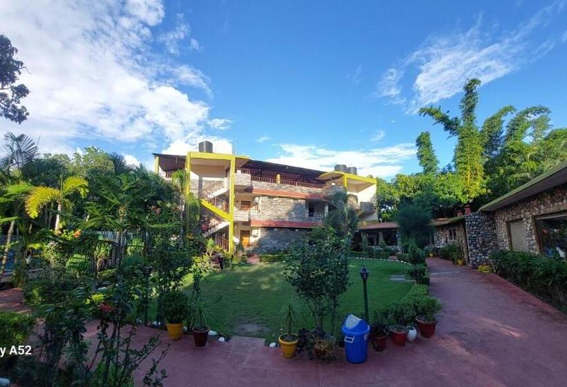 فندق Hr Dukes Den Resort