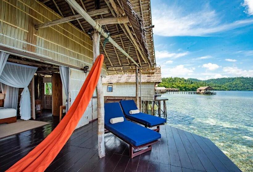Papua Paradise Eco Resort