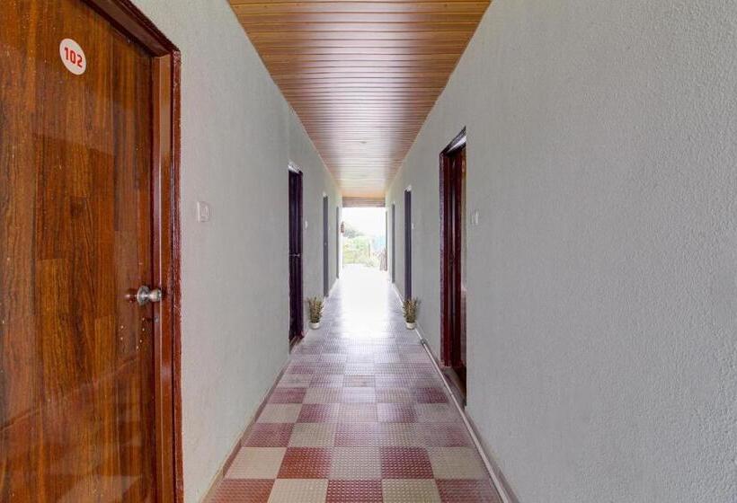 בית מלון כפרי Flagship Shrusti Lodge