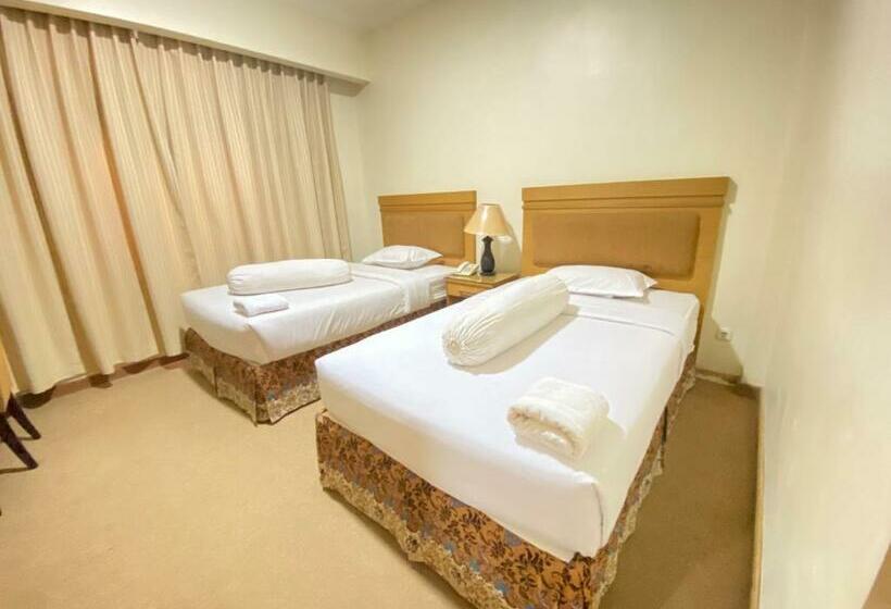 Lilianto Hotel Polewali Mitra Reddoorz