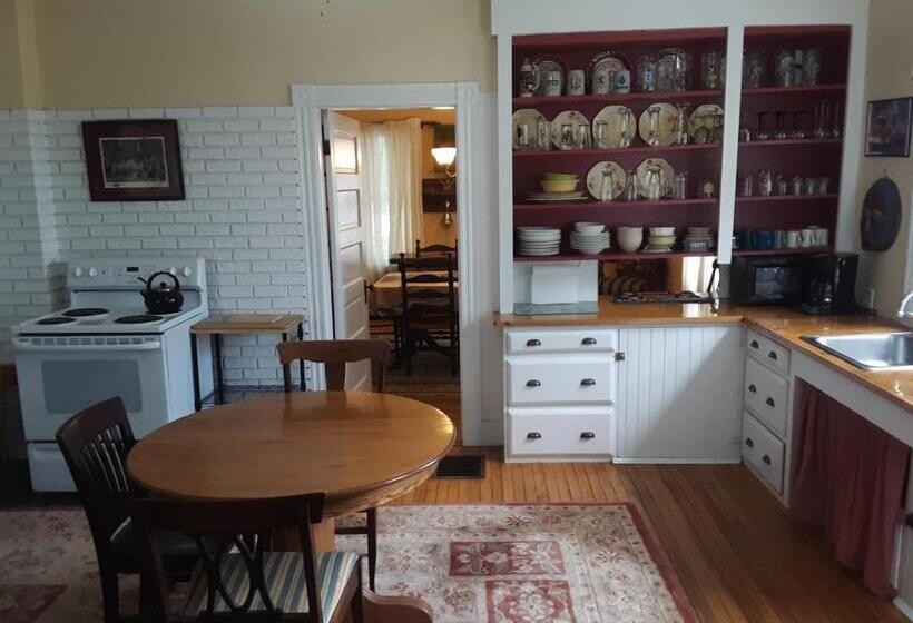 Terrapin Hostel