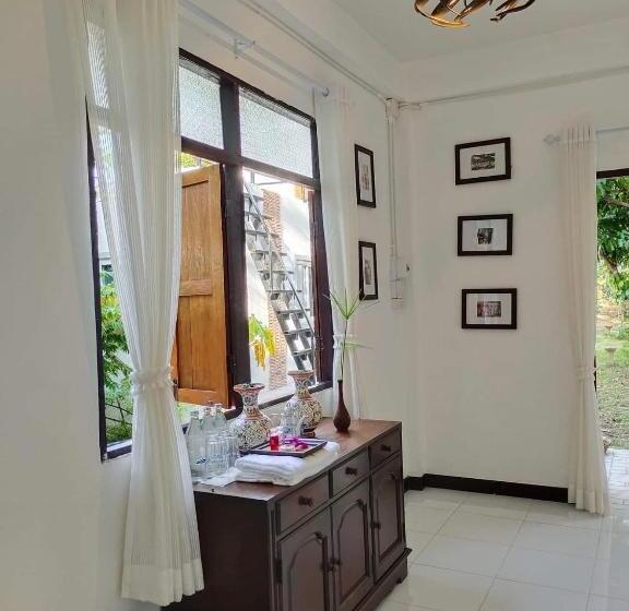 Отель Destiny Home Stay