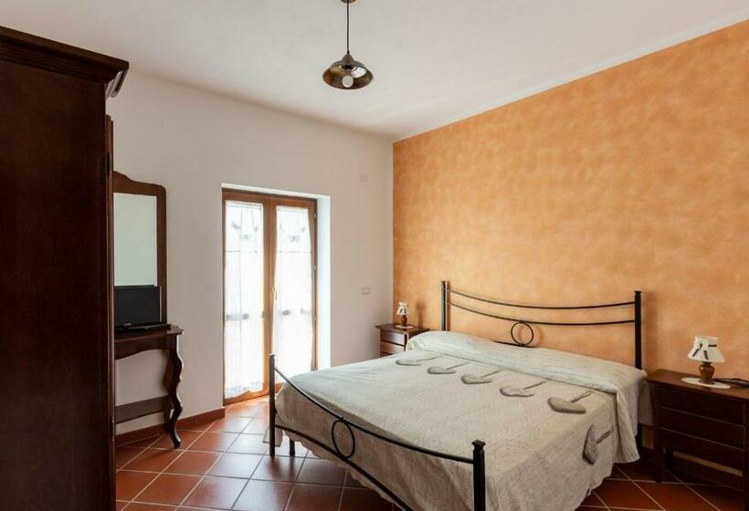 Отель Agriturismo Radici Irpine
