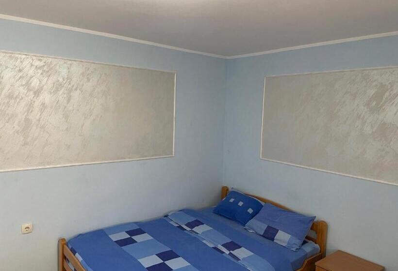 هاستل Banja Gornja Trepca Smestaj Grof