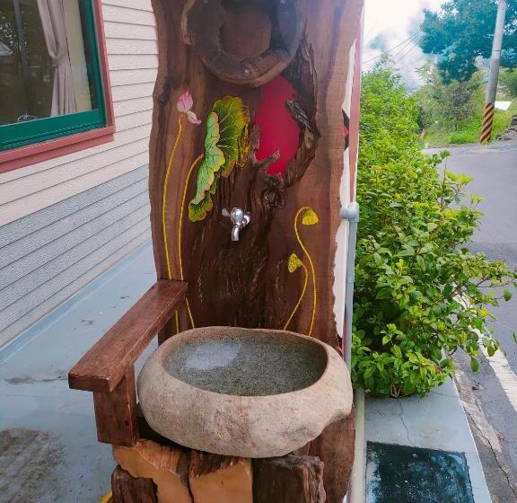 تختخواب و صبحانه 崗好山莊