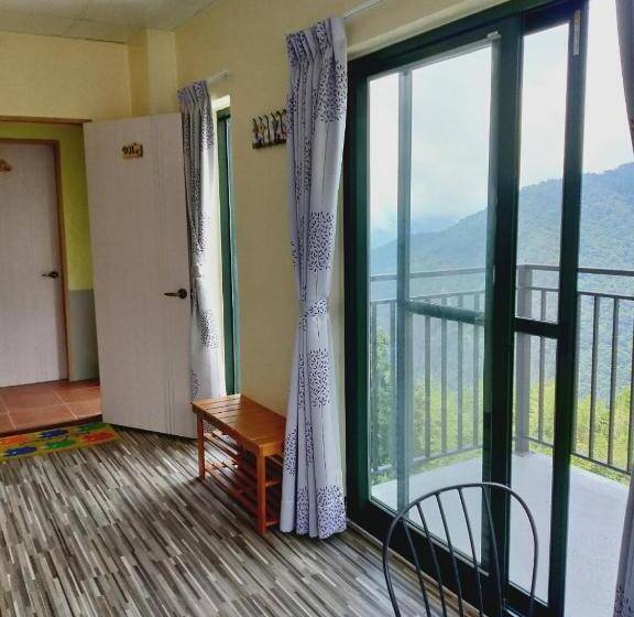 تختخواب و صبحانه 崗好山莊