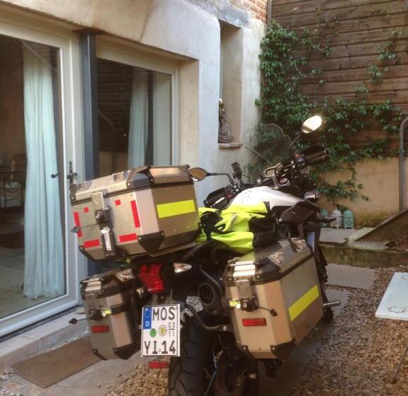 تختخواب و صبحانه Comfort And Fab Views