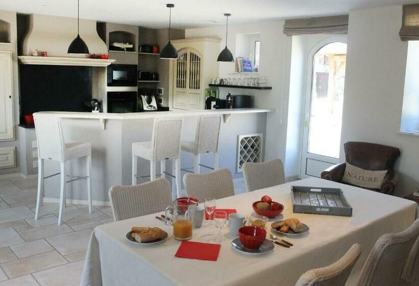 ベッドアンドブレックファースト Domaine Du Jardin  Chambres D Hôtes