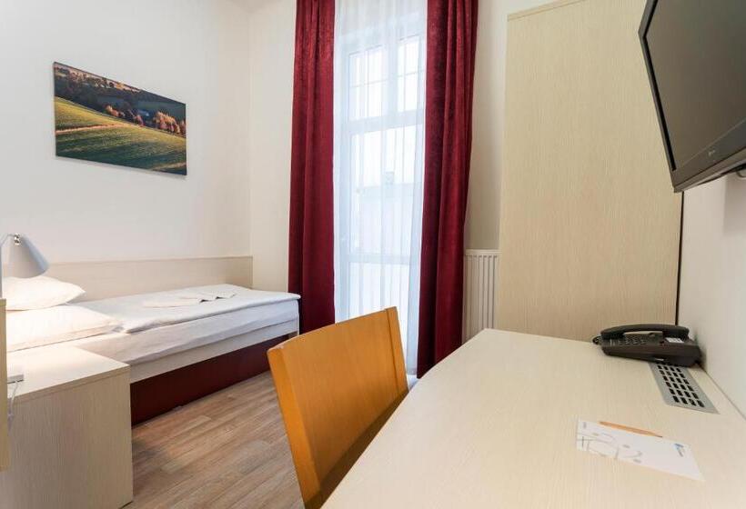 בית מלון כפרי Dagmar