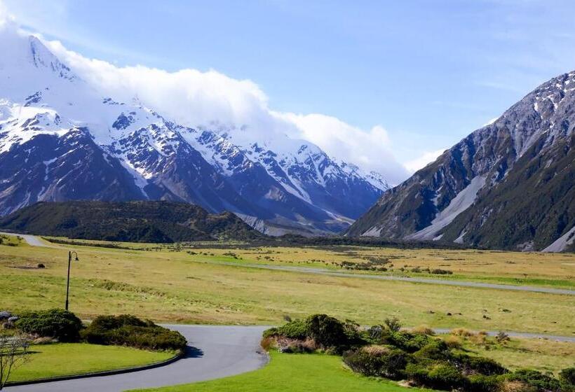 Mt Cook Lodge And Motels