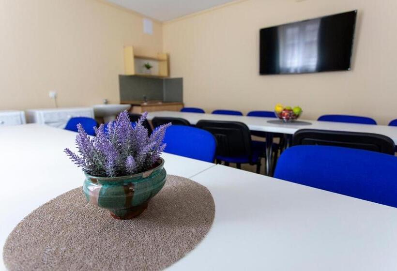 Pd Hostel