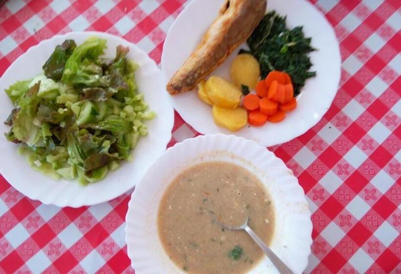 پانسیون Casa Camelia