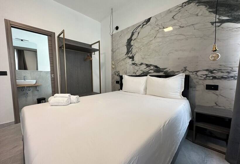 پانسیون Dolmen Guest House