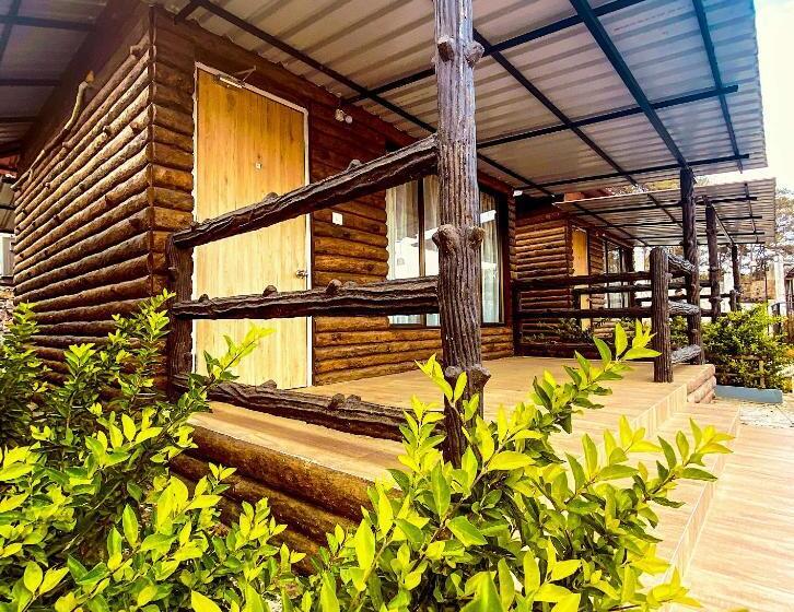 אתר נופש La Nicholas Lake View By Summit Hotels