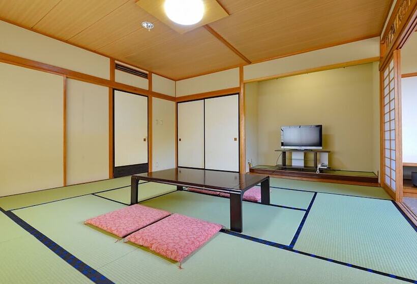 ריוקאן Ooedo Onsen Monogatari Kakeyu