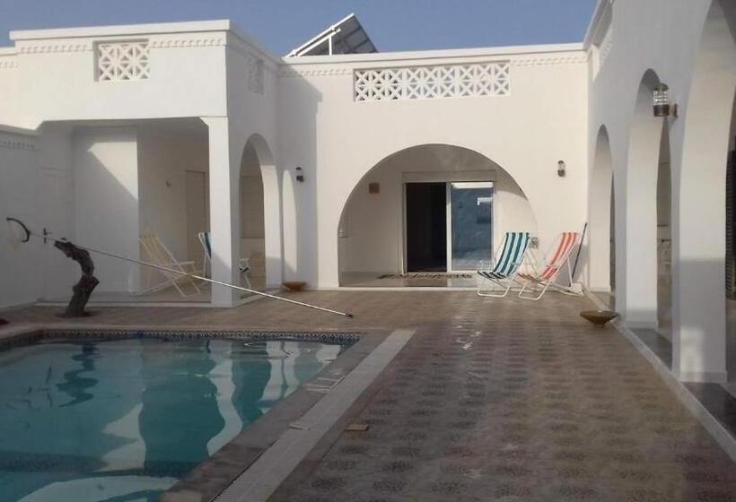 مبيت وإفطار Dar Mamina