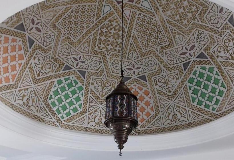 مبيت وإفطار Dar Mamina