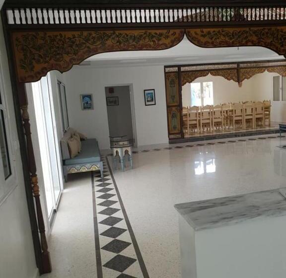 مبيت وإفطار Dar Mamina