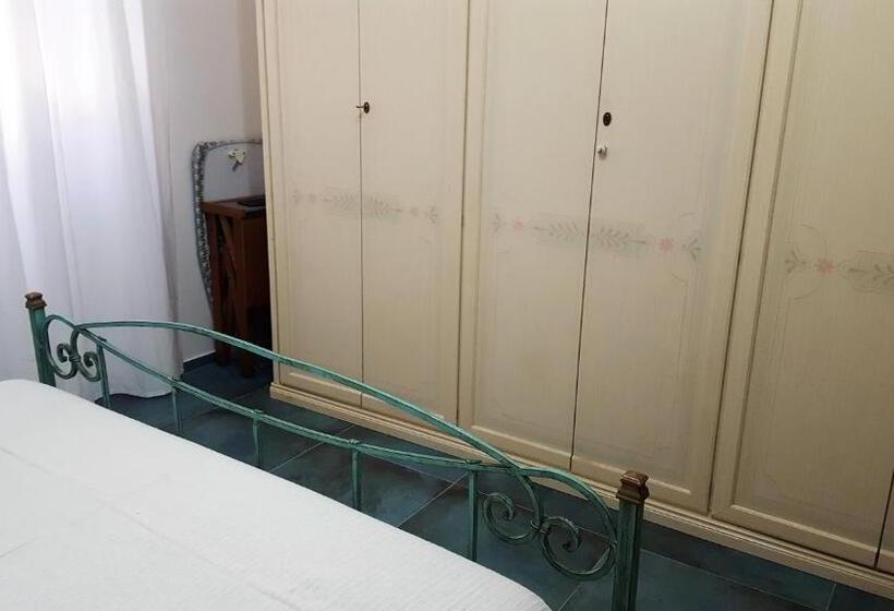 تختخواب و صبحانه Iggh Il Glicine Guest House