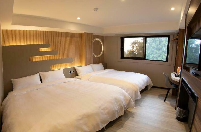 هتل Alishan Shermuh Tourist