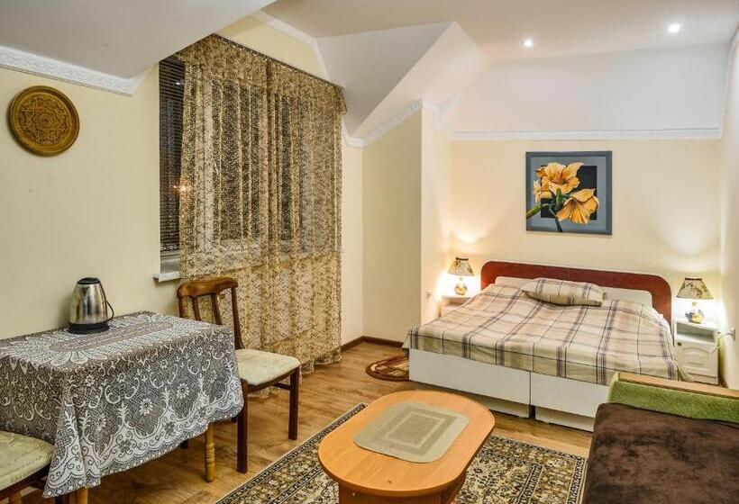 Bed and Breakfast апартаменты / Mieszkania / Apartments Svitlana