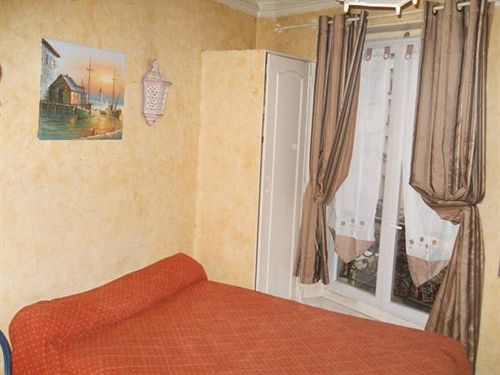 Fotos del hotel Du Petit Trianon:  3