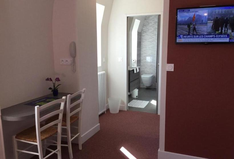 ホテル Hôtel Bellevue Bagnoles Normandie