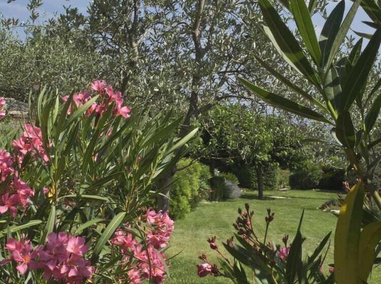 ホテル La Bégude Du Pascouren