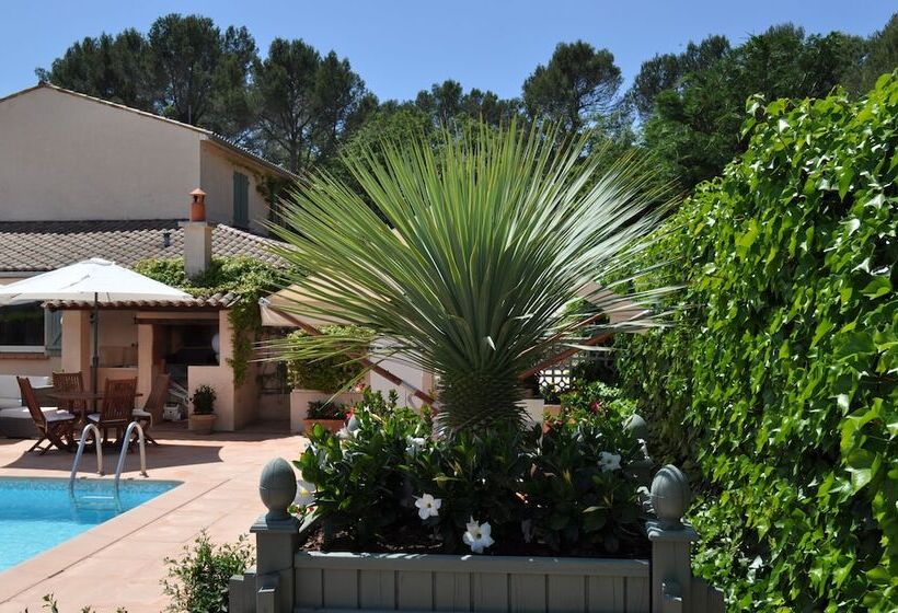 ホテル La Bégude Du Pascouren