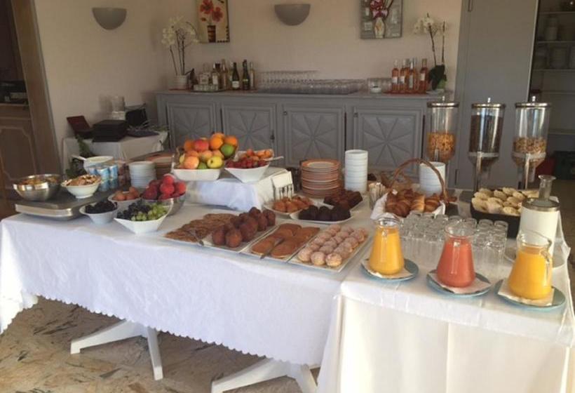 Отель Hôtel La Quiétude