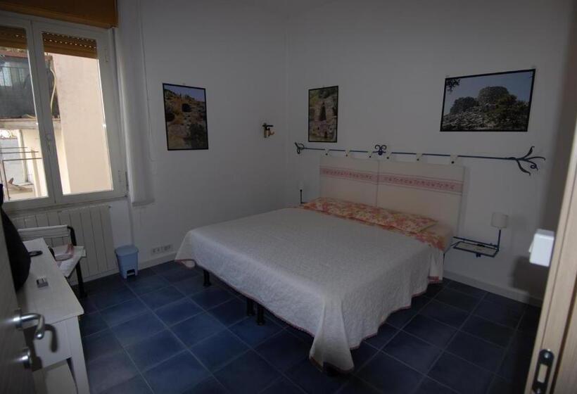 בית מלון כפרי Nughe  E  Oro Guesthouse