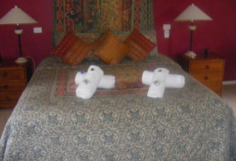 Weeroona Bed And Breakfast