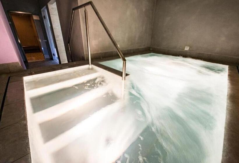 هتل Albergo Alla Rosa