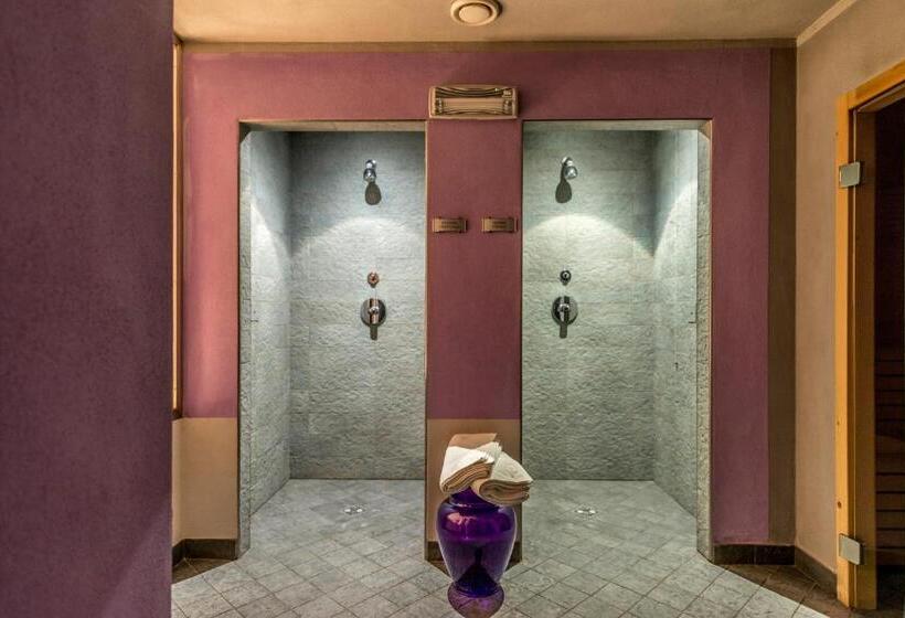 هتل Albergo Alla Rosa