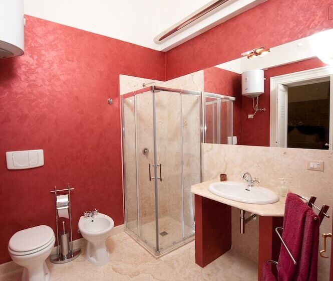 هتل Antica Villa La Viola