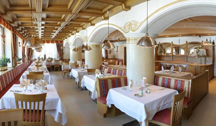 هتل Astor Suites B&b