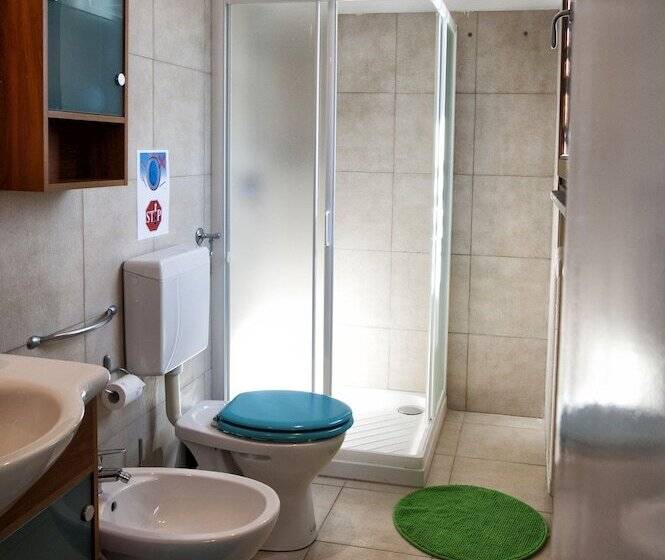 ホテル B&b Tana Della Volpe