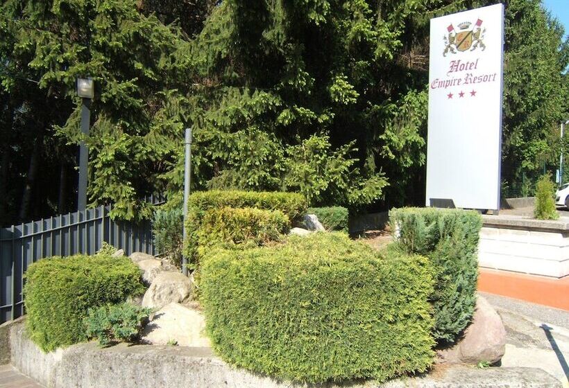 ホテル Empire Resort