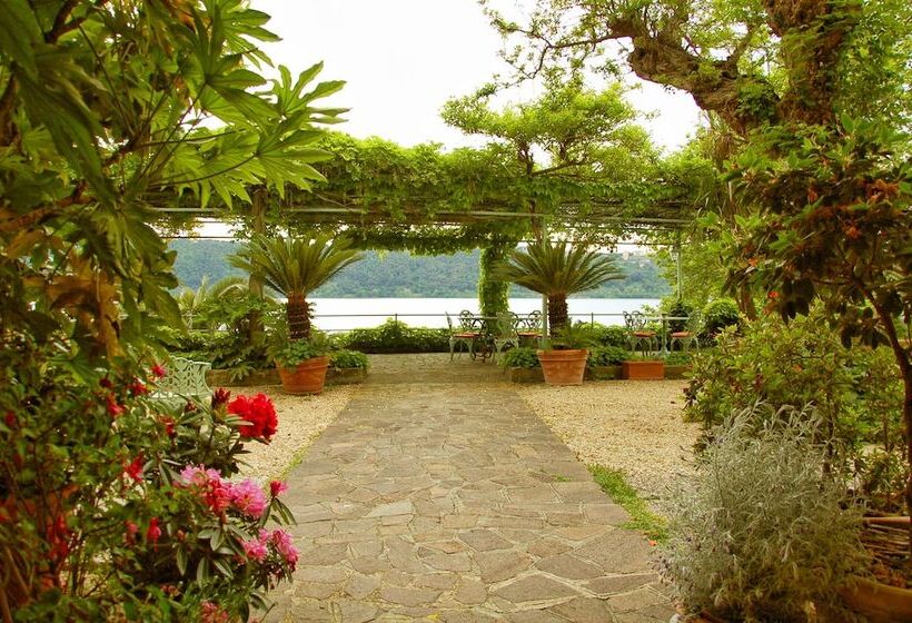 فندق La Culla Del Lago