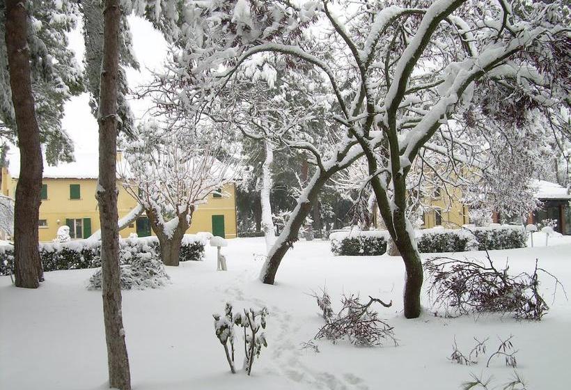 هتل Locanda Strada Della Marina