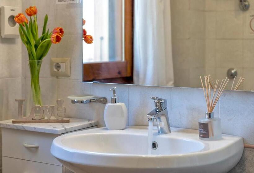 هتل Villa Grazia