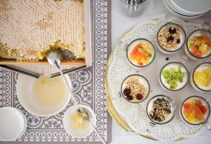 هتل Villa Italia Luxury Suites And Apartments