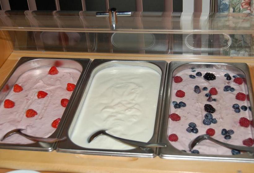 בית מלון כפרי Mimosa